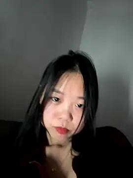 Kiee-lee online show from November 2025 07:02:01 PM