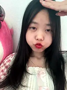 Kiee-lee online show from November 2025 02:12:02 AM