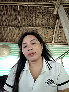 Snapshot of akura-03 chatting on December 2025 08:34:01 AM akura-03 online show from December 2025 08:34:01 AM