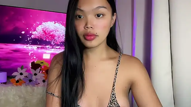 Somefun molly online show from November 2025 06:28:02 PM