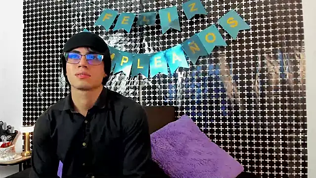 eren jeager online show from February 2026 01:24:01 AM