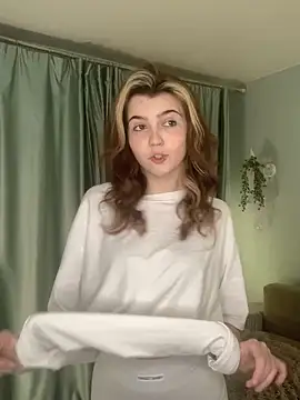 FannyRay online show from December 2025 11:10:02 PM