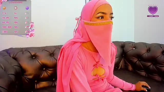 Snapshot of layla_Habid chatting on November 2025 08:21:02 PM layla Habid online show from November 2025 08:21:02 PM