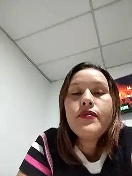 Paola-Lond online show from November 2025 04:03:02 AM