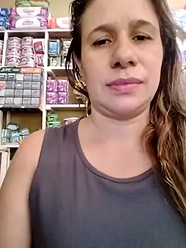 Snapshot of MIA-LARIOS chatting on April 2026 02:38:01 PM MIA-LARIOS online show from April 2026 02:38:01 PM