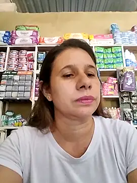 Snapshot of MIA-LARIOS chatting on April 2026 03:03:02 PM MIA-LARIOS online show from April 2026 03:03:02 PM