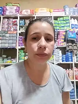 Snapshot of MIA-LARIOS chatting on May 2026 10:18:02 PM MIA-LARIOS online show from May 2026 10:18:02 PM