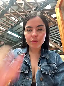 Snapshot of Marilyn_Monrou chatting on December 2025 04:02:02 PM Marilyn Monrou online show from December 2025 04:02:02 PM