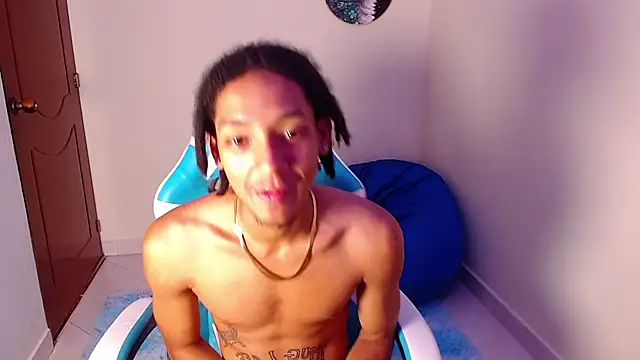 Snapshot of smith_66jr chatting on November 2025 11:07:02 PM smith 66jr online show from November 2025 11:07:02 PM