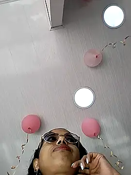 Snapshot of gagitaOficial22 chatting on November 2025 06:40:02 PM gagitaOficial22 online show from November 2025 06:40:02 PM