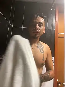 1Panini21 online show from November 2025 07:59:02 PM