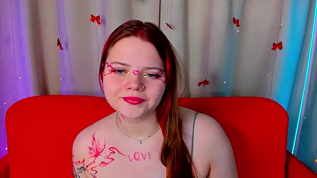 Snapshot of KellyFiery chatting on February 2026 08:22:01 AM KellyFiery online show from February 2026 08:22:01 AM