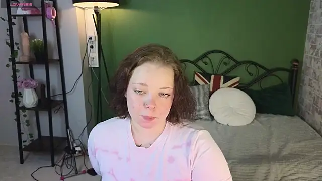 Vlada vv online show from July 2026 04:19:02 AM