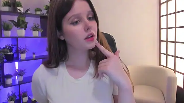 Snapshot of Lana_Moon__ chatting on November 2025 09:42:02 AM Lana Moon online show from November 2025 09:42:02 AM