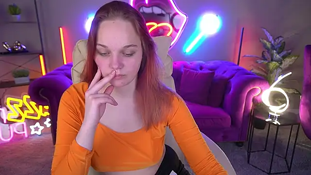 Sun Shine Lola online show from November 2025 01:58:01 PM