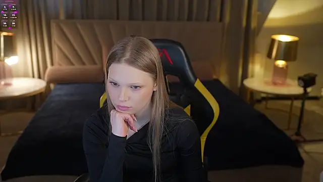 Charlotte Dreams online show from February 2026 03:56:02 PM