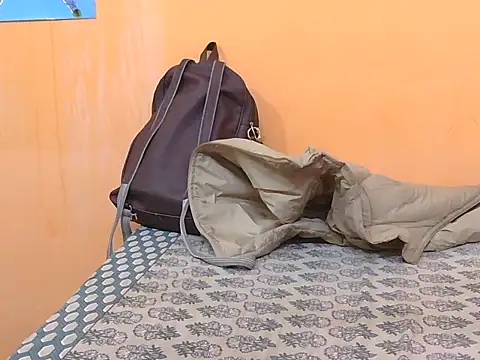 Honey Baby1 online show from February 2026 05:45:01 AM