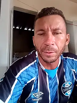 RobertoLuiz84 online show from February 2026 08:49:02 PM