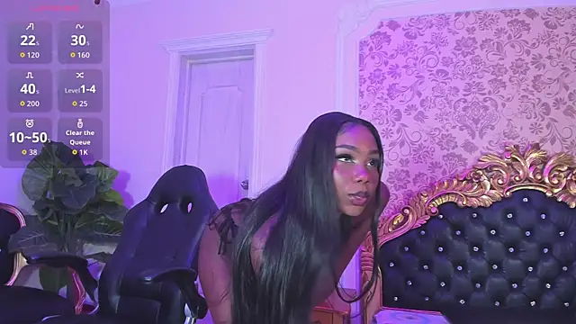 Snapshot of KarolMoore chatting on November 2025 01:00:02 PM KarolMoore online show from November 2025 01:00:02 PM