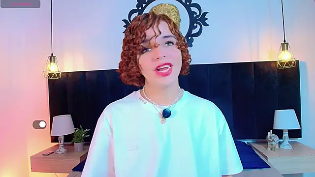 Snapshot of Skyee_angel chatting on April 2026 08:01:02 PM Skyee angel online show from April 2026 08:01:02 PM