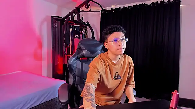 KoraMoon  online show from November 2025 07:35:02 PM