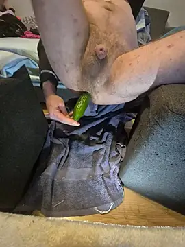 Snapshot of samotnyNapalony@xh chatting on November 2025 02:49:01 PM samotnyNapalonyxh online show from November 2025 02:49:01 PM