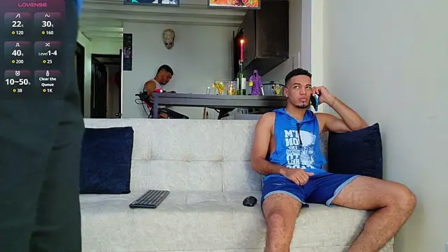 heteros curious online show from December 2025 08:25:01 PM