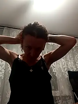 AlisKiv online show from November 2025 06:09:02 PM