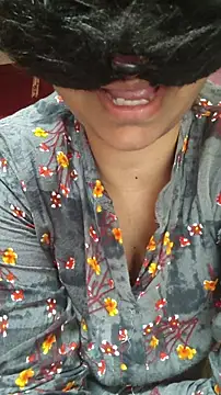 Snapshot of SameeraReddy19 chatting on March 2026 04:13:02 AM SameeraReddy19 online show from March 2026 04:13:02 AM