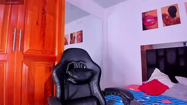 ValeryTs1 online show from April 2026 06:23:01 PM