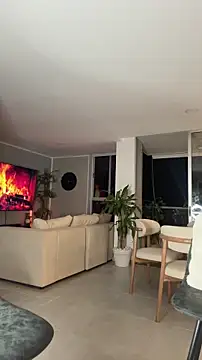 Valenthino Salvatore online show from March 2026 03:25:01 AM