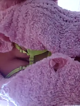 Snapshot of Sara69sexy chatting on November 2025 11:54:02 AM Sara69sexy online show from November 2025 11:54:02 AM