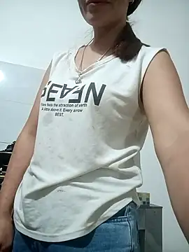 Snapshot of nangmo chatting on May 2026 12:11:01 PM nangmo online show from May 2026 12:11:01 PM