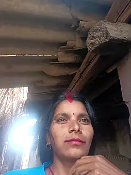 Hot-qwe online show from December 2025 08:23:01 AM