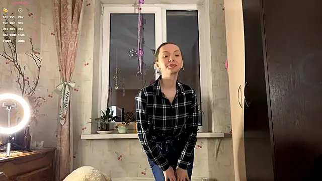 PaulaTisch online show from February 2026 04:11:02 PM