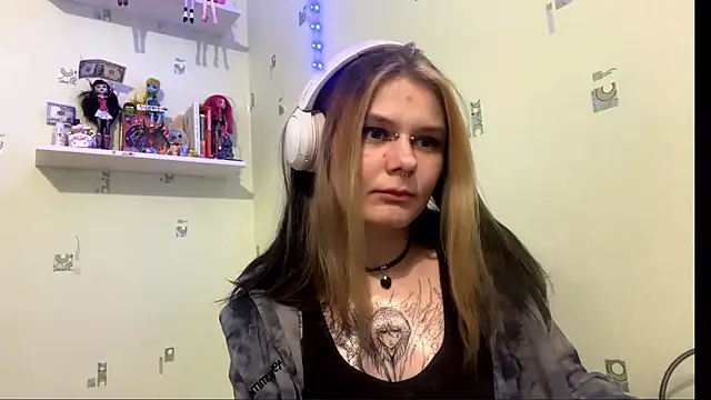 TraceeSchutt online show from January 2026 08:36:01 PM