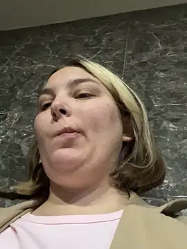 KateBurlesk online show from November 2025 09:10:01 AM