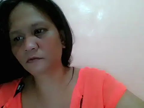 divinegrace1983 online show from July 2026 07:39:01 PM