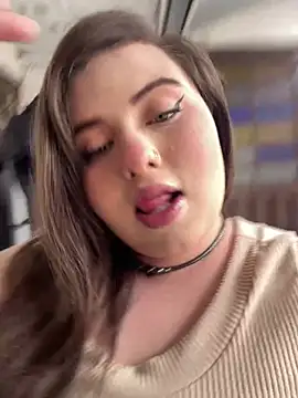 Kitty Bms  online show from January 2026 07:30:01 PM