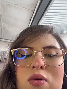 Kitty Bms  online show from January 2026 06:12:02 PM