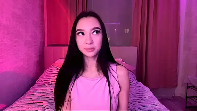 KristaLarmon online show from November 2025 04:42:01 PM