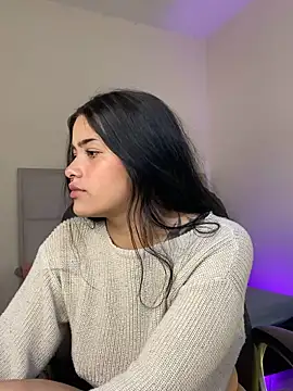 venus evans  online show from December 2025 08:38:02 PM