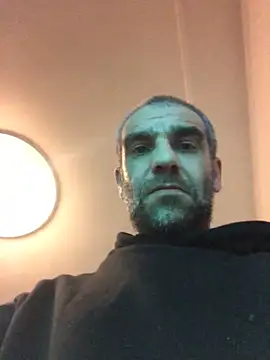 Malvino1934 online show from December 2025 08:29:01 PM