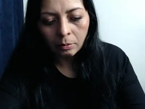 Snapshot of Paolahotty chatting on November 2025 03:32:02 AM Paolahotty online show from November 2025 03:32:02 AM