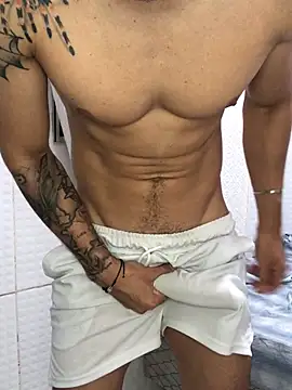 Snapshot of dot_21cm_ chatting on January 2026 09:28:01 PM dot 21cm online show from January 2026 09:28:01 PM