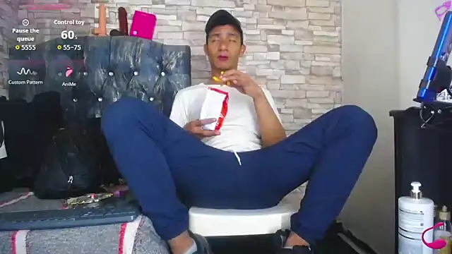 stefanodj online show from December 2025 05:04:02 AM