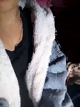 Snapshot of beba1100 chatting on November 2025 01:11:01 PM beba1100 online show from November 2025 01:11:01 PM