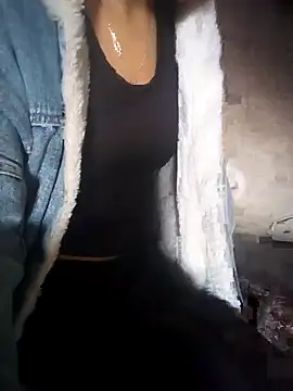 Snapshot of beba1100 chatting on November 2025 01:18:01 AM beba1100 online show from November 2025 01:18:01 AM