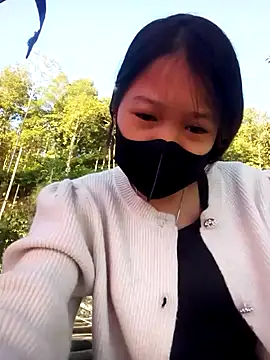 Snapshot of beba1100 chatting on November 2025 12:57:01 AM beba1100 online show from November 2025 12:57:01 AM