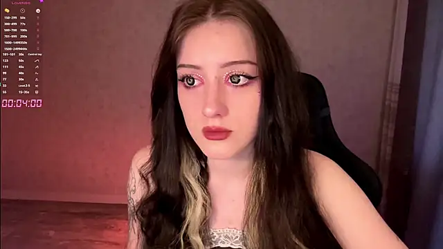 Meowluly online show from May 2026 09:34:02 PM